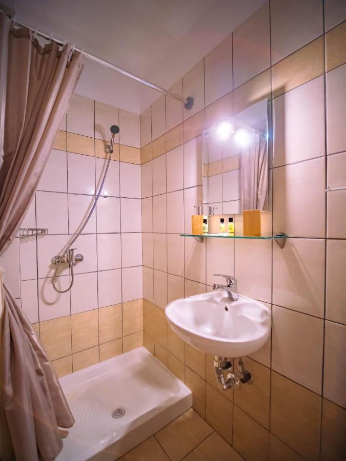 Little Emerald - Central Spot Apartments Volos Exterior foto